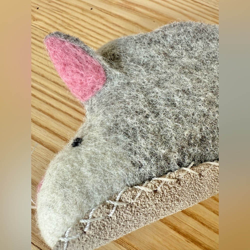 Handmade Wool Bunny Rabbit Slipperd - Picture 8 of 12